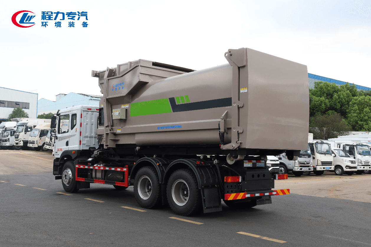 東風(fēng)華神T5后雙橋勾臂垃圾車