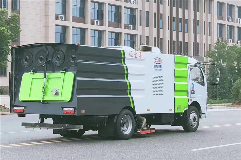 東風大多利卡吸塵車