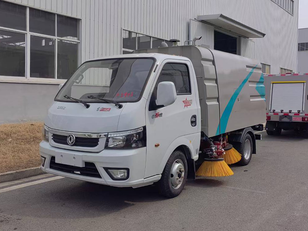 東風(fēng)途逸掃路車