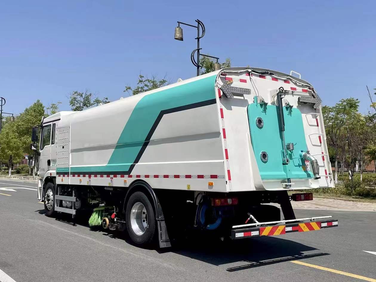 陜汽德龍純電動(dòng)洗掃車