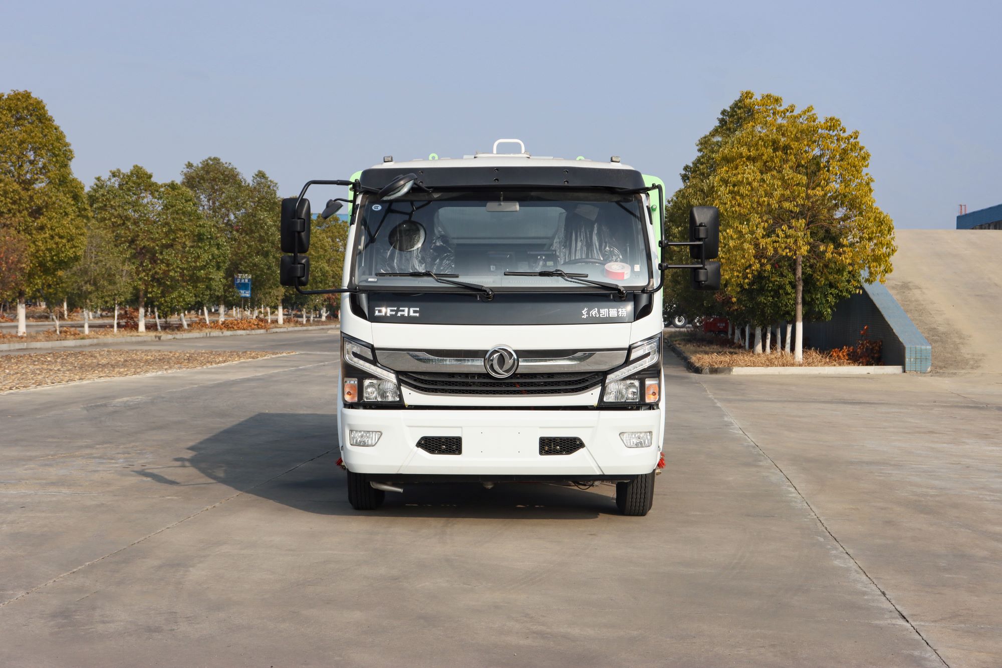 東風凱普特純電動洗掃車