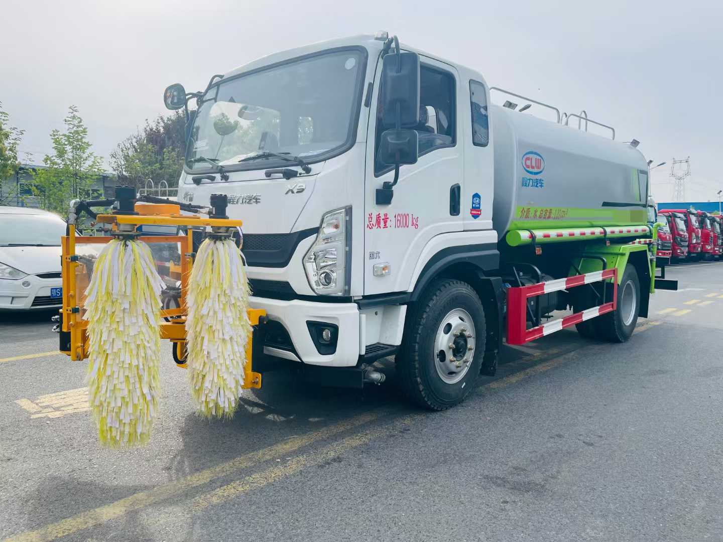 陜汽軒德X9護欄清洗車